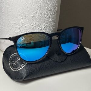 Ray-Ban Men's Black Frame Blue Mirrored Sunglasses